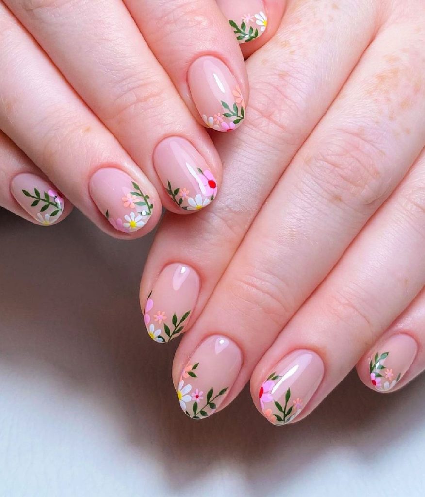 Spring Nails Delicate Floral Garland Nails