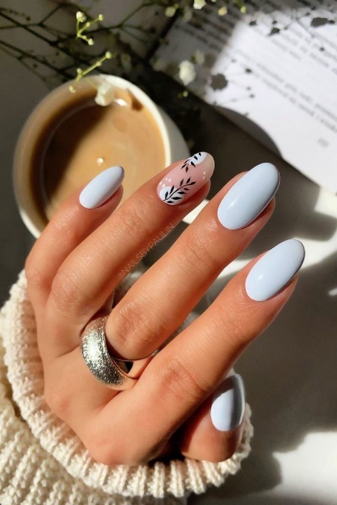 Spring Nails Light Grey with Botanical Art