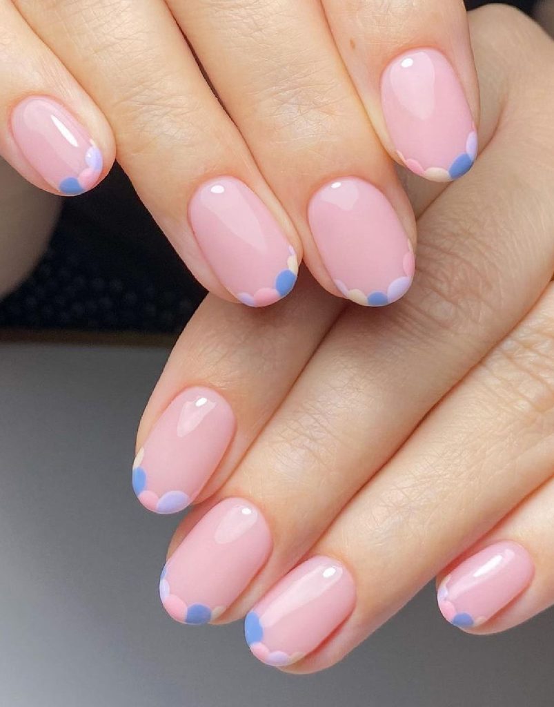 Scalloped pastel French Spring Nails