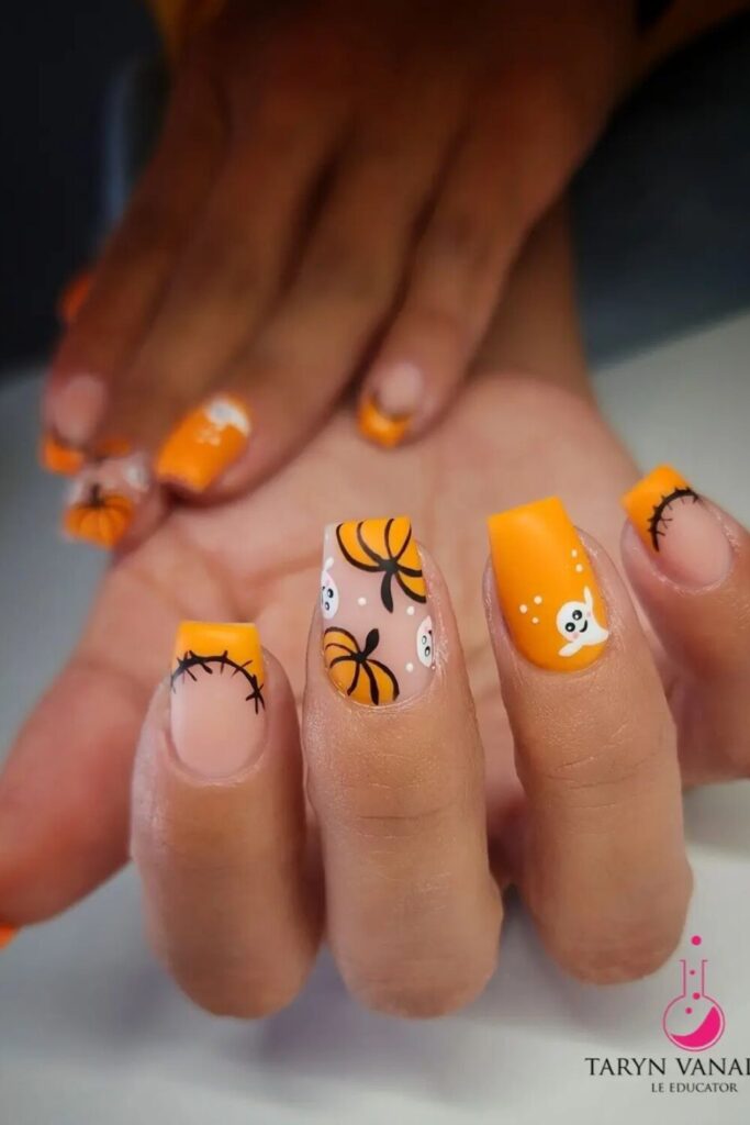 HOWLoween Pumpkin Nails
