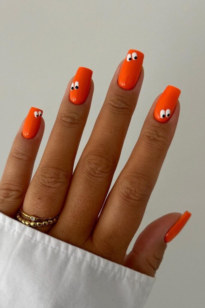 I See You! Pumpkin-colored Nails