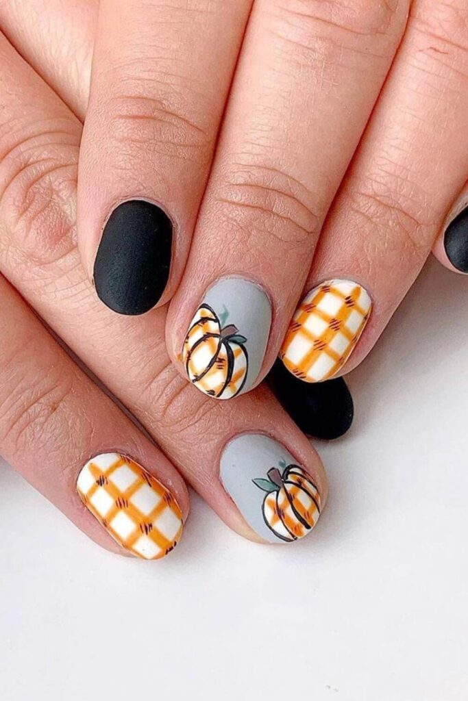 Plaid Pumpkin Nails design